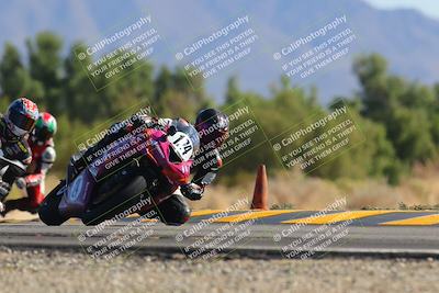 media/Nov-06-2022-SoCal Trackdays (Sun) [[208d2ccc26]]/Turn 7 Set 2 (1050am)/